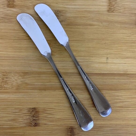 International Silver Gran Royal Stainless Steel Butter Knives Spreaders Set Of 2 - Picture 2 of 4
